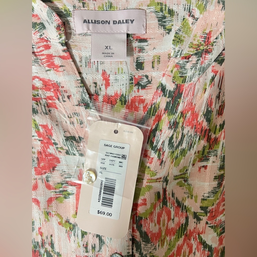 Allison Daley Vibrant Patterned Button-Down Shirt - Picture 4 of 9